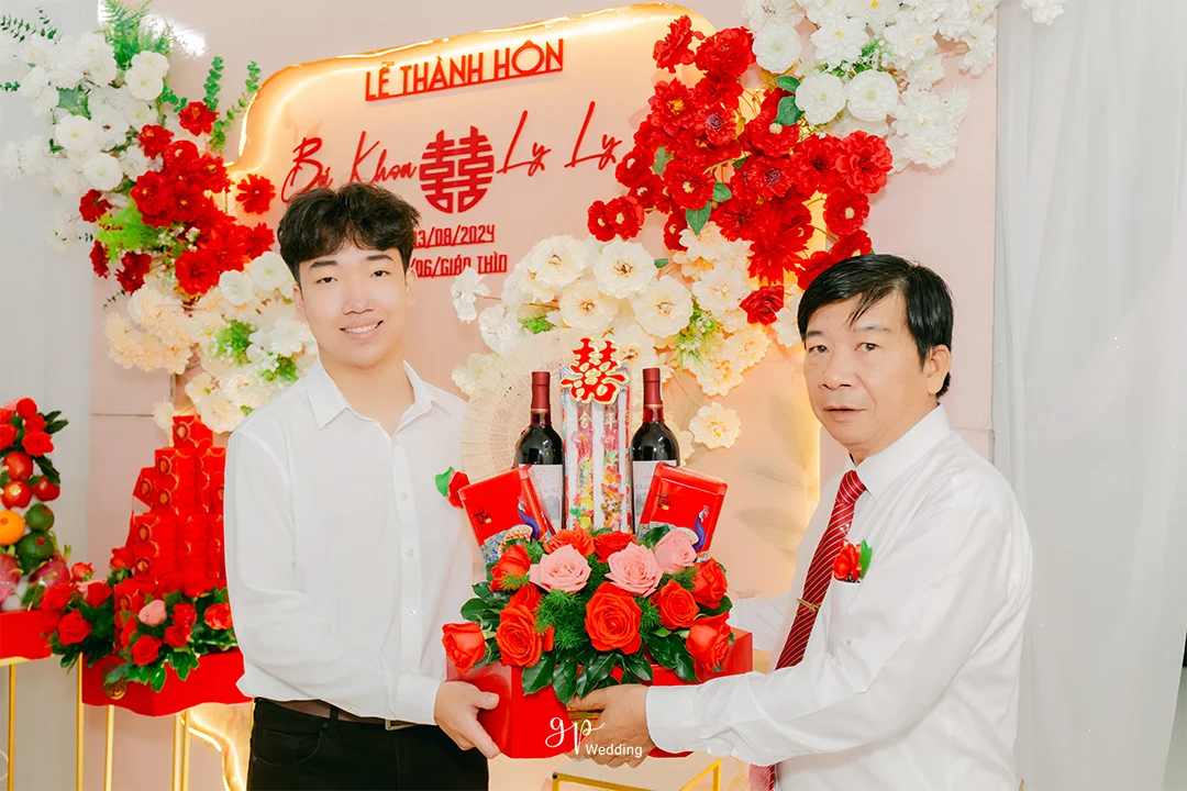 Mâm trà rượu phóng sự cưới Đà Nẵng GP Wedding